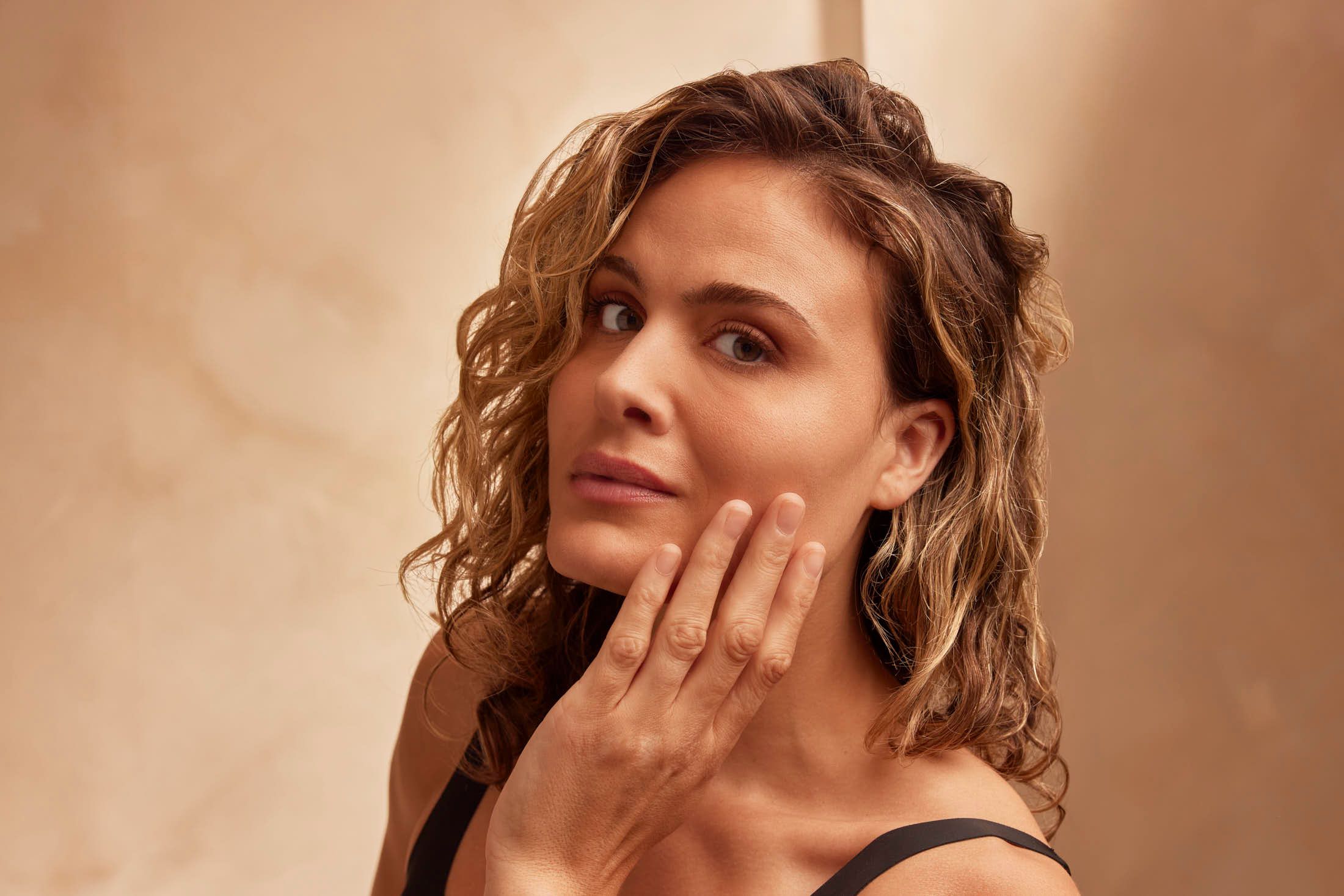 Client met egale huidtint na lasertherapie tegen roodheid en couperose bij The Body Clinic